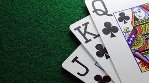 Kelebihan Kelebihan Bermain PokerOnline
